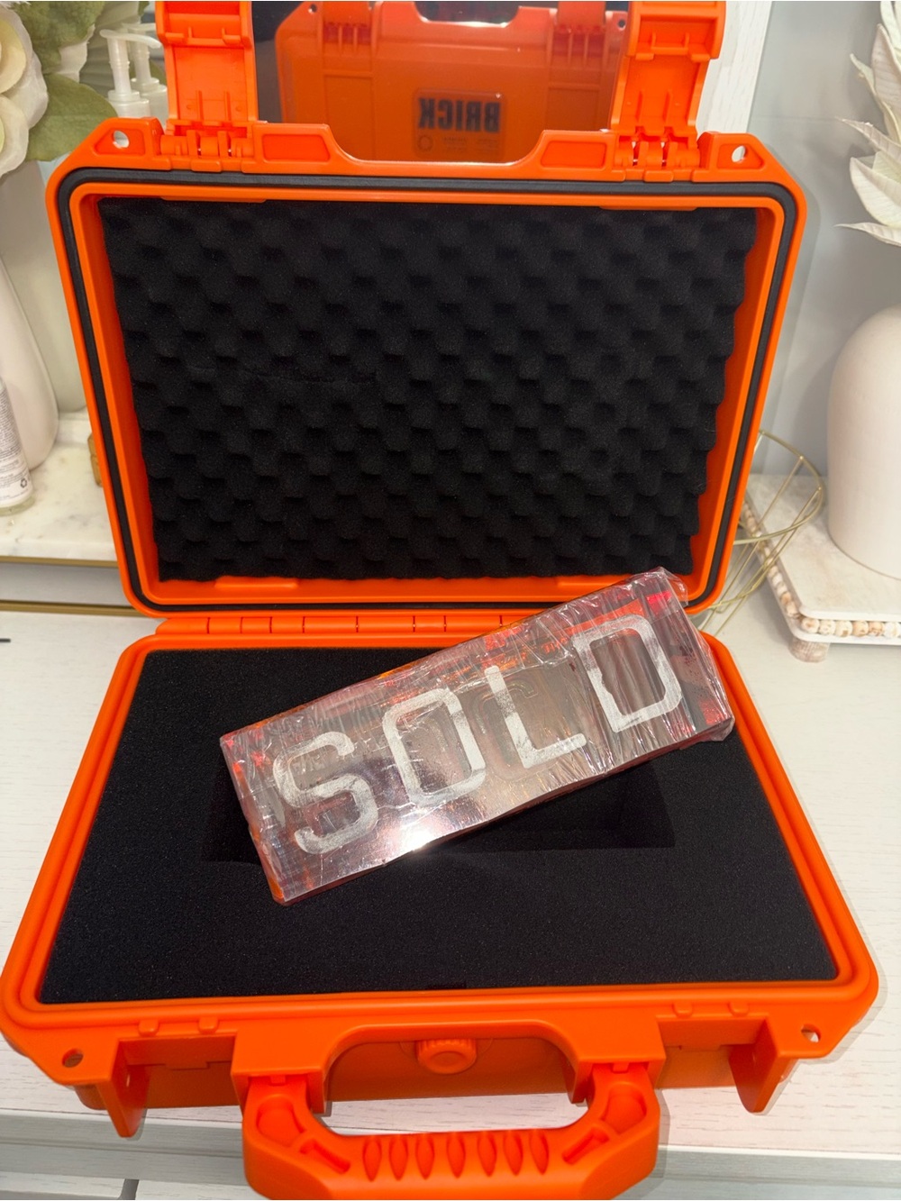VLONE SOLD THE F OUT (STFO) SPECIALIZED CRYSTAL
BRICK